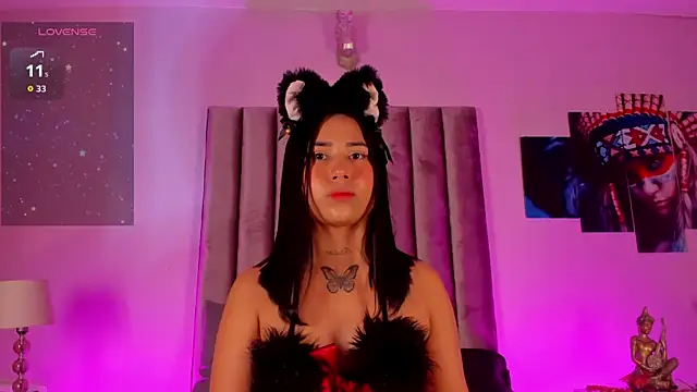 Snapshot of Isabella_Flowers chatting on 07/07/26, 04:37 Isabella Flowers online show from 07/07/26, 04:37