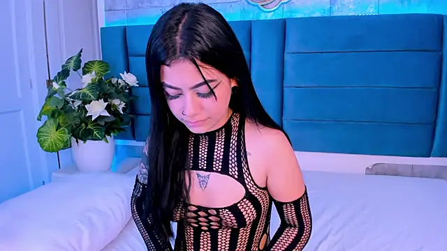 Snapshot of DakottaHill chatting on 01/25/25, 04:57 DakottaHill online show from 01/25/25, 04:57