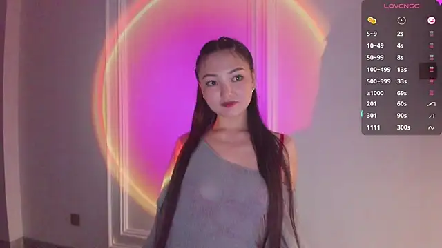 Snapshot of 1_love_8 chatting on 09/24/25, 05:27 1 love 8 online show from 09/24/25, 05:27