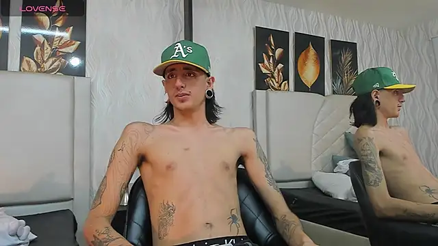 Matthew Dixonn online show from 01/31/25, 01:22