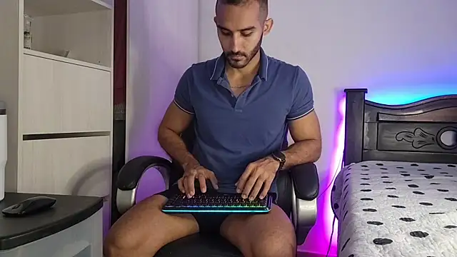 orion1993 online show from 12/10/24, 12:16