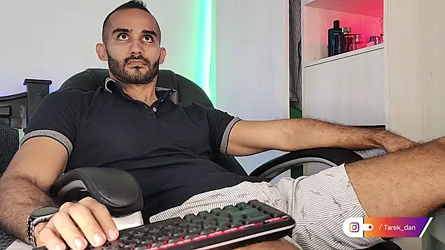 orion1993 online show from 02/14/25, 01:08