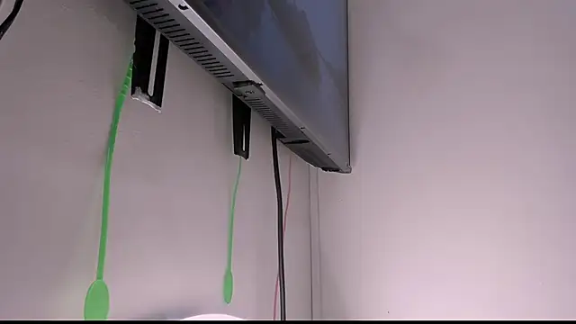 StefanyWilliams  online show from 11/26/25, 12:33