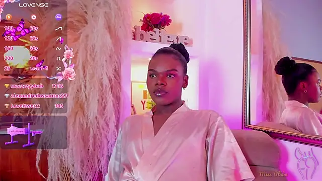 CamiEstrada online show from 02/02/25, 11:32