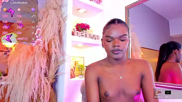 CamiEstrada online show from 02/12/25, 10:37