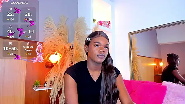 CamiEstrada online show from 03/02/25, 02:30