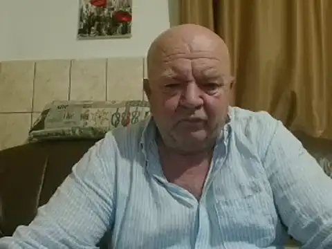 Snapshot of fullballs6 chatting on 01/06/25, 03:09 fullballs6 online show from 01/06/25, 03:09