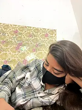 ks536191 online show from 11/03/25, 04:58