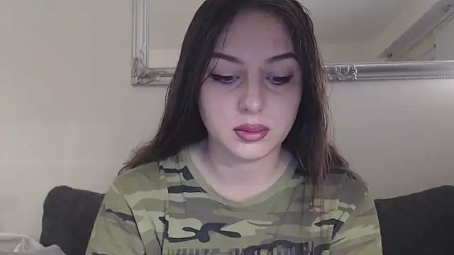 Snapshot of courtneyPerfect chatting on 12/06/24, 07:54 courtneyPerfect online show from 12/06/24, 07:54