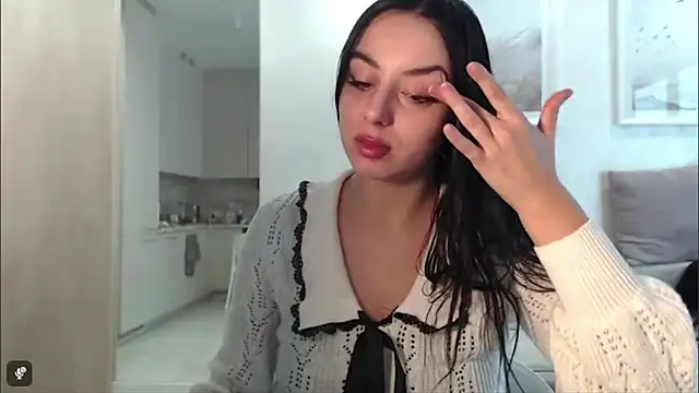 Snapshot of courtneyPerfect chatting on 11/24/25, 08:03 courtneyPerfect online show from 11/24/25, 08:03