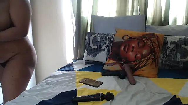 Foxybrownxx1 online show from 10/30/25, 06:59