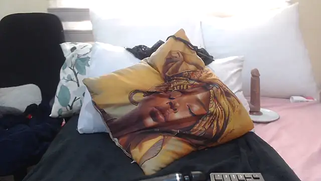 Foxybrownxx1 online show from 06/09/26, 01:12