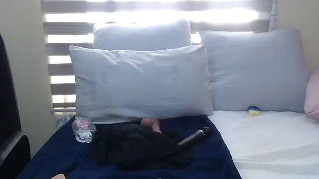 Foxybrownxx1 online show from 06/14/26, 07:10