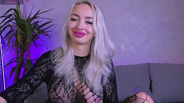 BambiAndAyline online show from 02/06/25, 04:21