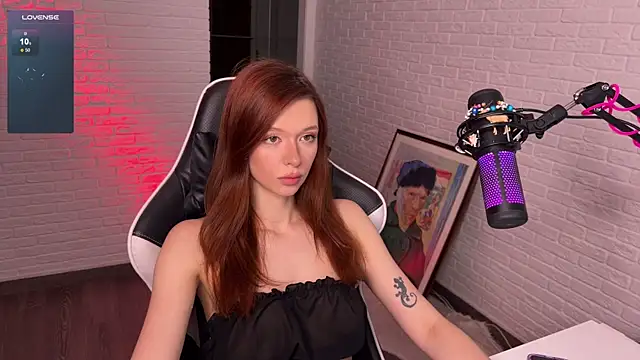 Snapshot of mirai_meeow chatting on 01/18/25, 04:31 mirai meeow online show from 01/18/25, 04:31