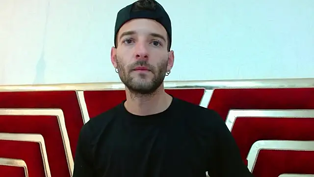 Snapshot of Christopher_saint chatting on 04/25/26, 12:08 Christopher saint online show from 04/25/26, 12:08