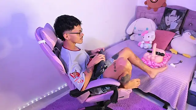 Ocsanis69 online show from 04/25/26, 03:31