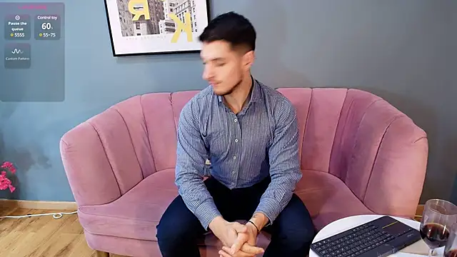 Snapshot of Jacob_Rodriguez11 chatting on 12/20/24, 01:47 Jacob Rodriguez11 online show from 12/20/24, 01:47
