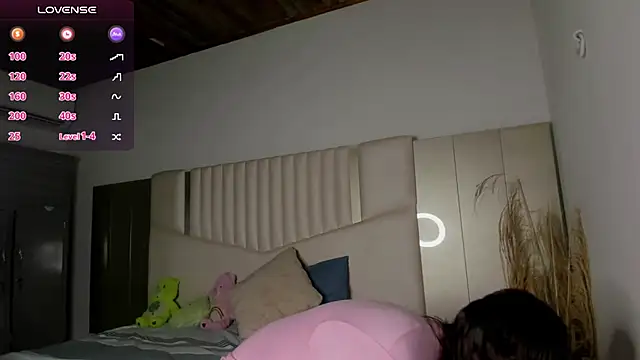 queen angelique online show from 05/09/26, 02:17