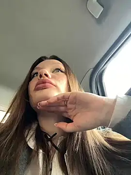 Snapshot of justmila chatting on 12/17/24, 11:17 justmila online show from 12/17/24, 11:17