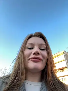 Snapshot of justmila chatting on 12/19/24, 02:24 justmila online show from 12/19/24, 02:24