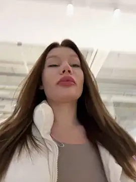 Snapshot of justmila chatting on 12/24/24, 04:51 justmila online show from 12/24/24, 04:51