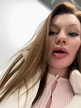 Snapshot of justmila chatting on 12/25/24, 03:06 justmila online show from 12/25/24, 03:06