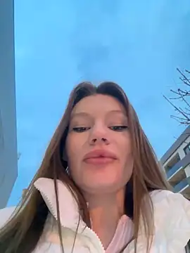 Snapshot of justmila chatting on 01/12/25, 03:46 justmila online show from 01/12/25, 03:46