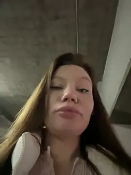 Snapshot of justmila chatting on 01/13/25, 02:42 justmila online show from 01/13/25, 02:42