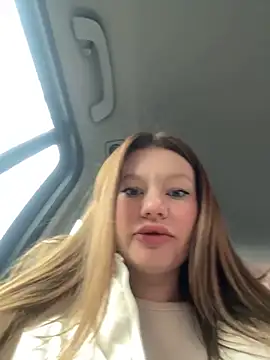 Snapshot of justmila chatting on 01/15/25, 08:30 justmila online show from 01/15/25, 08:30