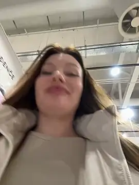 Snapshot of justmila chatting on 01/16/25, 02:19 justmila online show from 01/16/25, 02:19