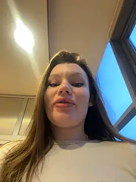 Snapshot of justmila chatting on 01/21/25, 04:05 justmila online show from 01/21/25, 04:05