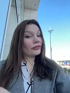 Snapshot of justmila chatting on 02/05/25, 11:12 justmila online show from 02/05/25, 11:12