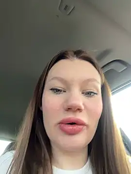 Snapshot of justmila chatting on 02/10/25, 10:53 justmila online show from 02/10/25, 10:53