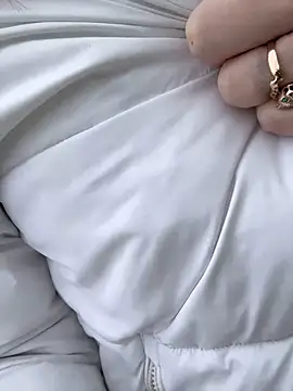 Snapshot of justmila chatting on 03/17/25, 02:45 justmila online show from 03/17/25, 02:45