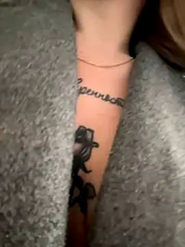 Snapshot of justmila chatting on 10/05/25, 08:12 justmila online show from 10/05/25, 08:12