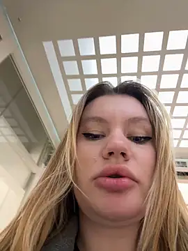 Snapshot of justmila chatting on 11/09/25, 12:03 justmila online show from 11/09/25, 12:03