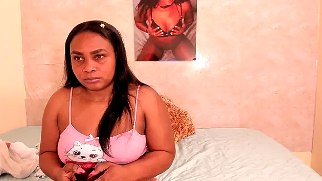 Snapshot of NicolVilla chatting on 06/15/26, 12:51 NicolVilla online show from 06/15/26, 12:51