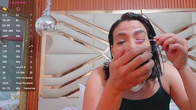 Sluttyandmature online show from 06/18/26, 04:55