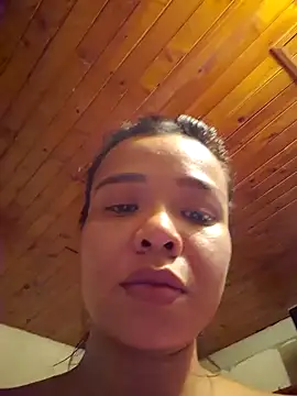 Snapshot of _____sams chatting on 02/08/25, 02:04 sams online show from 02/08/25, 02:04