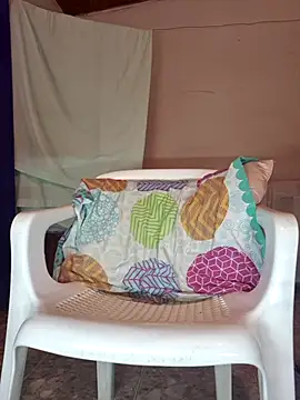 Snapshot of _____sams chatting on 02/17/25, 06:42 sams online show from 02/17/25, 06:42