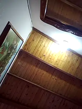 Snapshot of _____sams chatting on 12/18/25, 08:48 sams online show from 12/18/25, 08:48