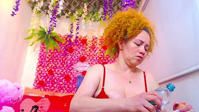 BLONDE SEXYHOT online show from 11/07/25, 04:12