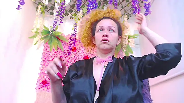 BLONDE SEXYHOT online show from 11/28/25, 11:07