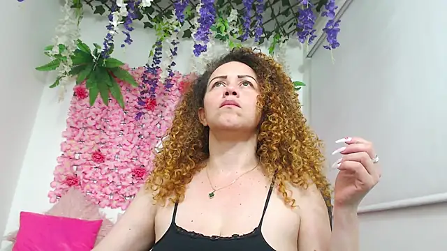 BLONDE SEXYHOT online show from 12/16/25, 12:26