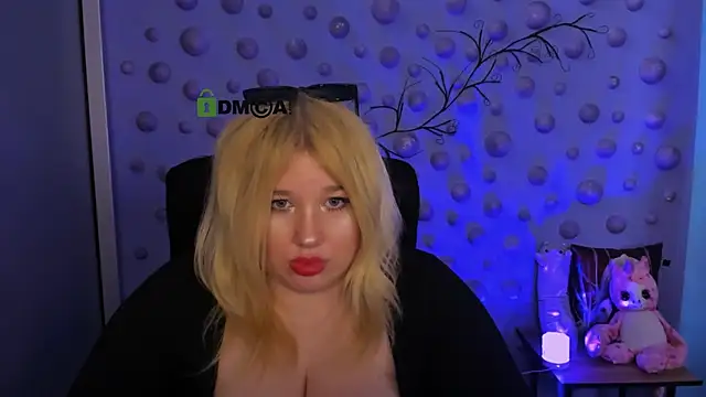 juli kisss online show from 05/14/26, 03:08