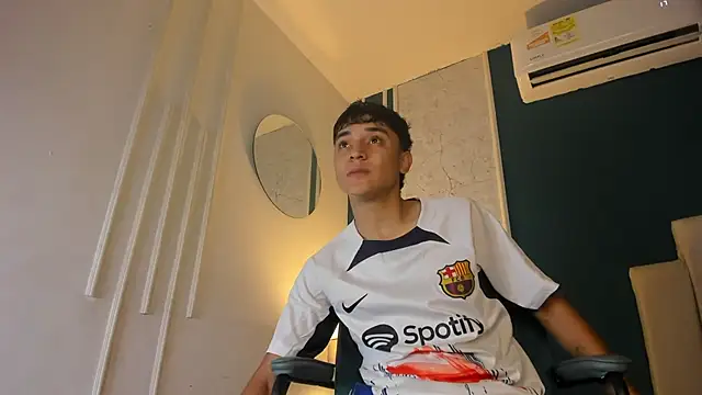 Austin Cardieff online show from 03/13/25, 03:33