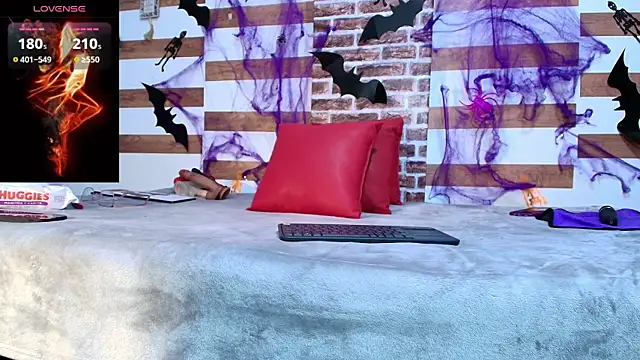 sofia fer online show from 10/21/25, 02:34