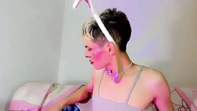 TatiGil online show from 10/15/25, 04:01