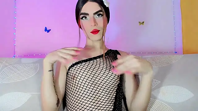 TatiGil online show from 05/17/26, 09:00